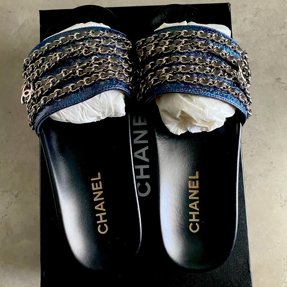 Chanel - Picture 2 of 2